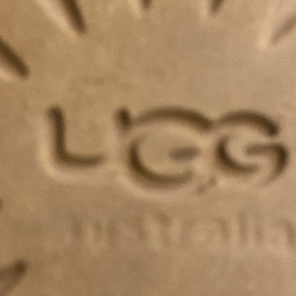 Ugg boots SZ 7 - Picture 7 of 7